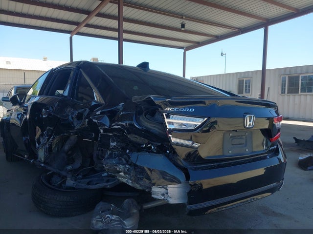 Продажа на аукционе авто 2018 Honda Accord Sport, vin: 1HGCV1F32JA118120, номер лота: 45229189