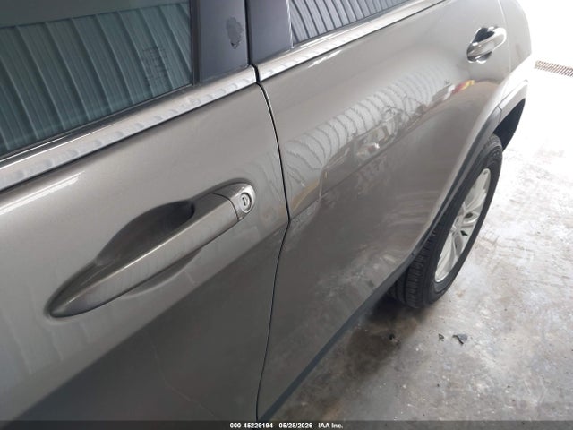 Jeep Cherokee Latitude 4x4 2019 1C4PJMCB6KD490777 Image 14