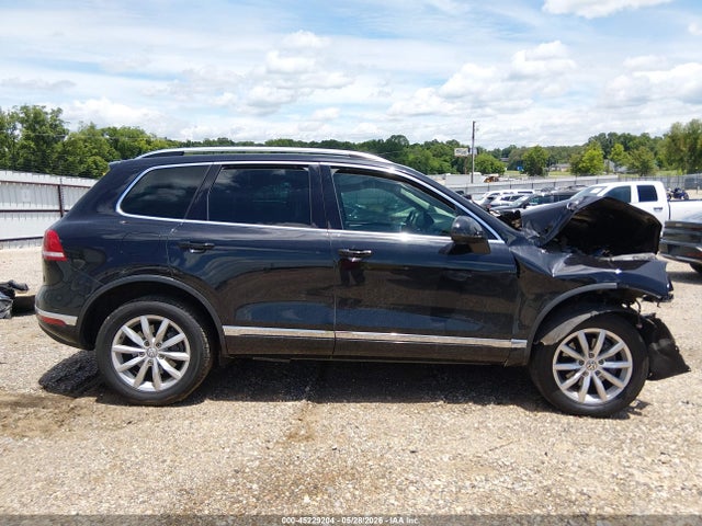 WVGEF9BPXFD006615 Volkswagen Touareg V6 Sport