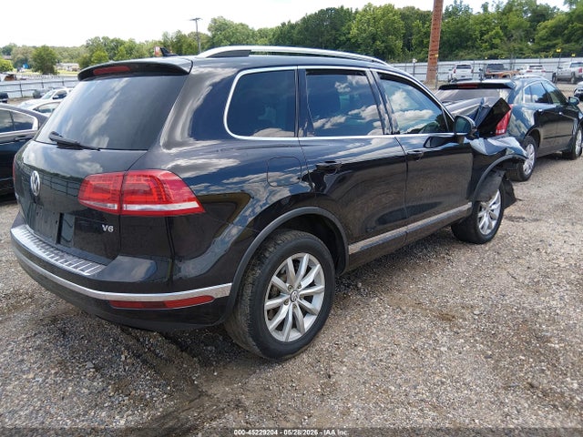 WVGEF9BPXFD006615 Volkswagen Touareg V6 Sport
