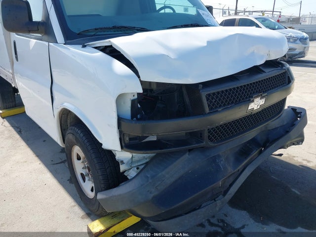 Продаж на аукціоні авто 2020 Chevrolet Express Cutaway Work Van, vin: 1GB0GRFP3L1185071, номер лоту: 45229250