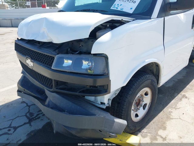 Продаж на аукціоні авто 2020 Chevrolet Express Cutaway Work Van, vin: 1GB0GRFP3L1185071, номер лоту: 45229250