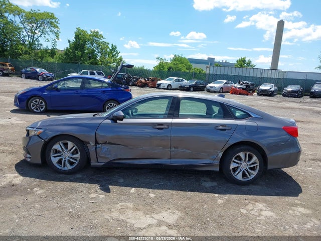 Продажа на аукционе авто 2018 Honda Accord Lx, vin: 1HGCV1F12JA108766, номер лота: 45229318