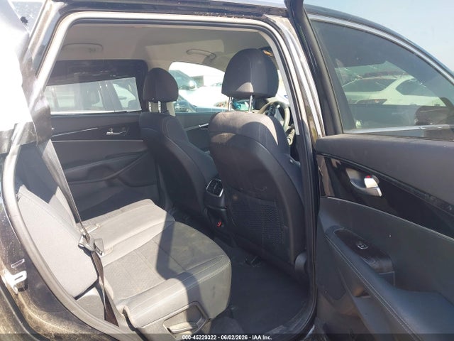 Продаж на аукціоні авто 2018 Kia Sorento 2.4l L, vin: 5XYPG4A37JG418612, номер лоту: 45229322