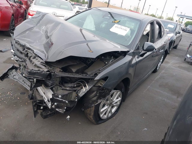 Toyota CAMRY LE 2026 4T1DAACKXTU212334 Image 2