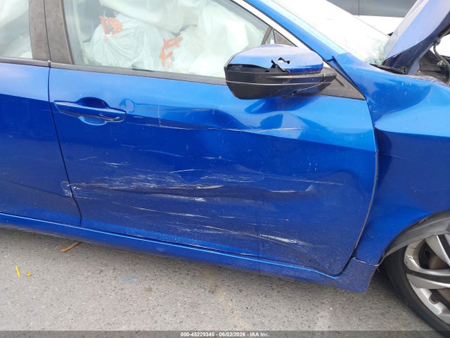 Honda Civic Lx 2018 2HGFC2F53JH517159 Image 20