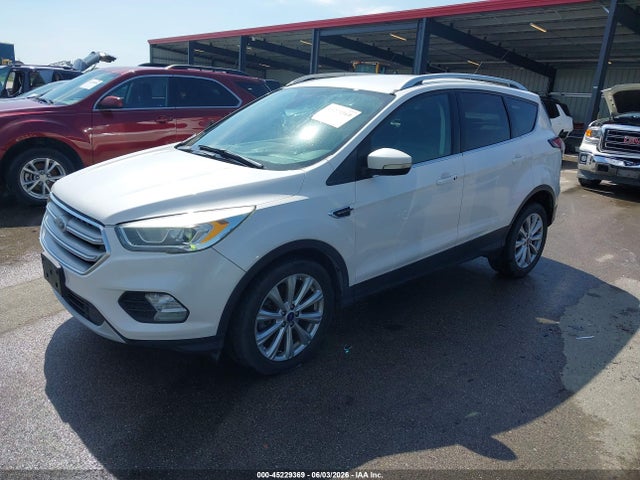 Продажа на аукционе авто 2017 Ford Escape Titanium, vin: 1FMCU9J9XHUD23555, номер лота: 45229369