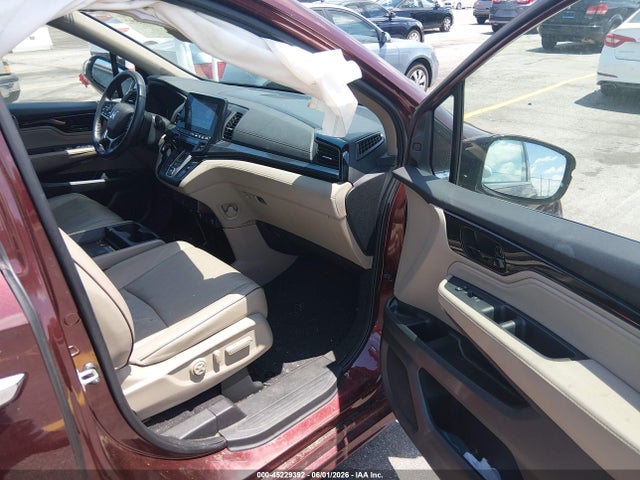 45229392 :رقم المزاد ، 5FNRL6H95MB016304 vin ، 2021 Honda Odyssey Elite مزاد بيع