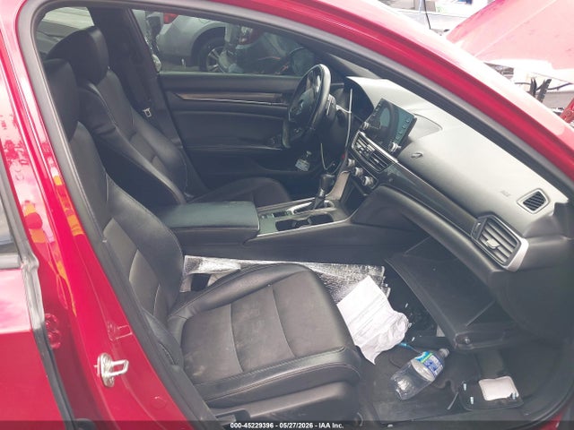 Продажа на аукционе авто 2018 Honda Accord Sport, vin: 1HGCV1F33JA261240, номер лота: 45229396