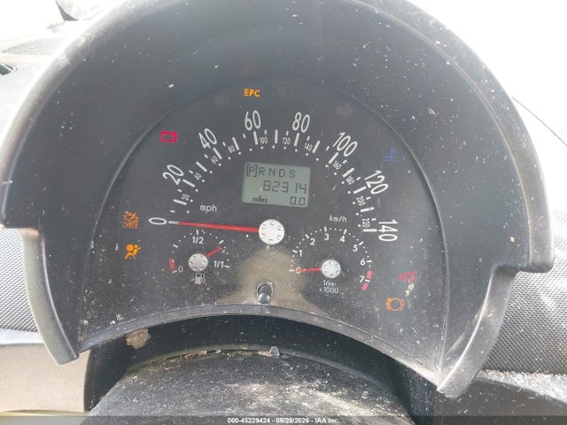 2003 Volkswagen New Beetle Gls მანქანა იყიდება აუქციონზე, vin: 3VWCK21Y43M306818, აუქციონის ნომერი: 45229424