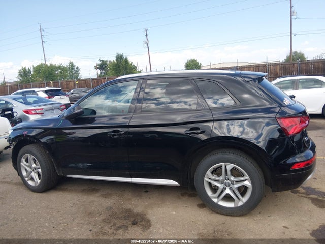 Aukcja sprzedaży 2018 Audi Q5 2.0t Premium/2.0t Tech Premium, vin: WA1ANAFY7J2227386, numer aukcji: 45229457