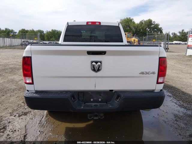 Продаж на аукціоні авто 2017 Ram 1500 Tradesman  4x4 6'4 Box, vin: 1C6RR7FT2HS548046, номер лоту: 45229515