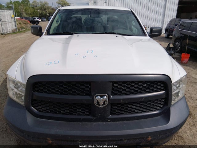 Продаж на аукціоні авто 2017 Ram 1500 Tradesman  4x4 6'4 Box, vin: 1C6RR7FT2HS548046, номер лоту: 45229515