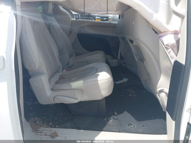 Chrysler Pacifica Touring L 2021 2C4RC1BG6MR598234 Image 8