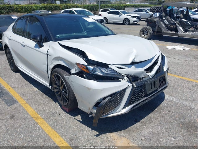 4T1KZ1AK9NU068961 Toyota Camry Xse V6