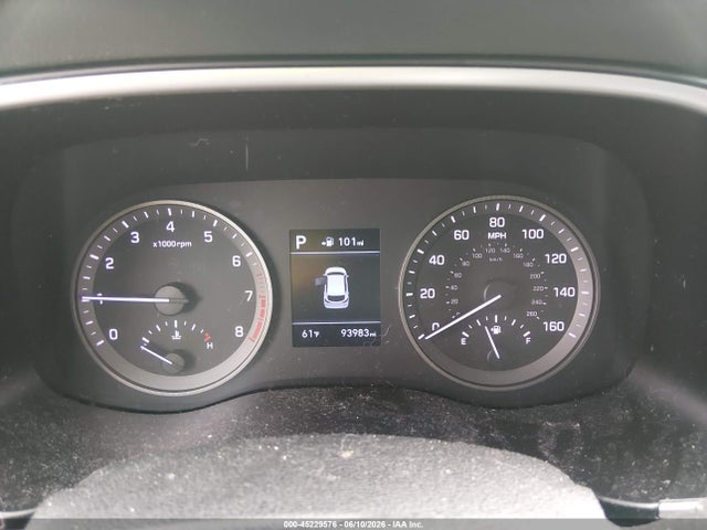 KM8J2CA40KU872428 Hyundai TUCSON SE