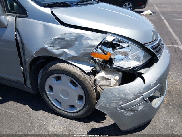 2011 Nissan Versa 1.8s მანქანა იყიდება აუქციონზე, vin: 3N1BC1CP3BL469221, აუქციონის ნომერი: 45229595