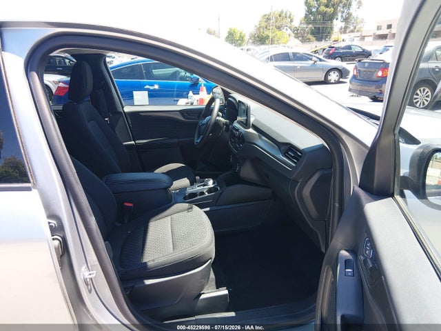 1FMCU0GN9PUA26274 Ford Escape Active