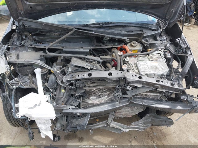 Toyota Prius C Two 2018 JTDKDTB36J1600748 Image 10