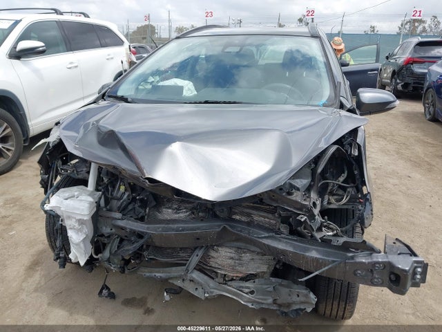 Toyota Prius C Two 2018 JTDKDTB36J1600748 Image 12