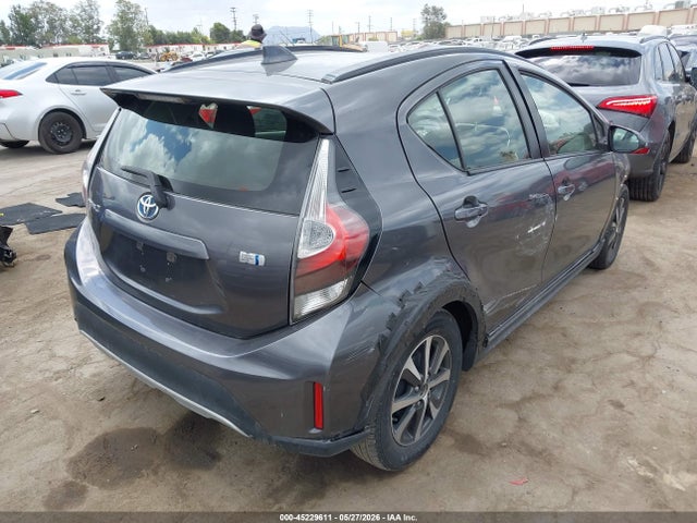 Toyota Prius C Two 2018 JTDKDTB36J1600748 Image 4