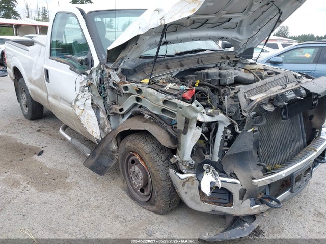 45229623 :رقم المزاد ، 1FTBF2B63FEC64720 vin ، 2015 Ford F-250 Xl مزاد بيع