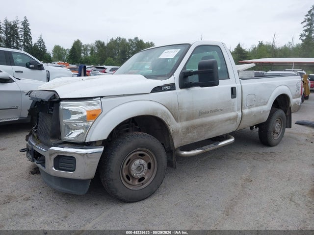 45229623 :رقم المزاد ، 1FTBF2B63FEC64720 vin ، 2015 Ford F-250 Xl مزاد بيع