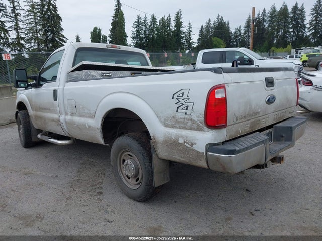 45229623 :رقم المزاد ، 1FTBF2B63FEC64720 vin ، 2015 Ford F-250 Xl مزاد بيع