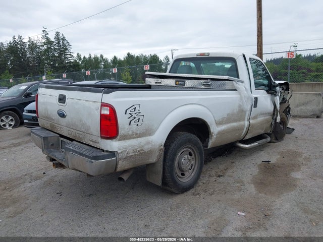 45229623 :رقم المزاد ، 1FTBF2B63FEC64720 vin ، 2015 Ford F-250 Xl مزاد بيع