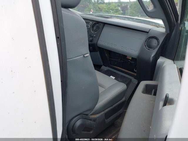 45229623 :رقم المزاد ، 1FTBF2B63FEC64720 vin ، 2015 Ford F-250 Xl مزاد بيع