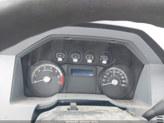 45229623 :رقم المزاد ، 1FTBF2B63FEC64720 vin ، 2015 Ford F-250 Xl مزاد بيع