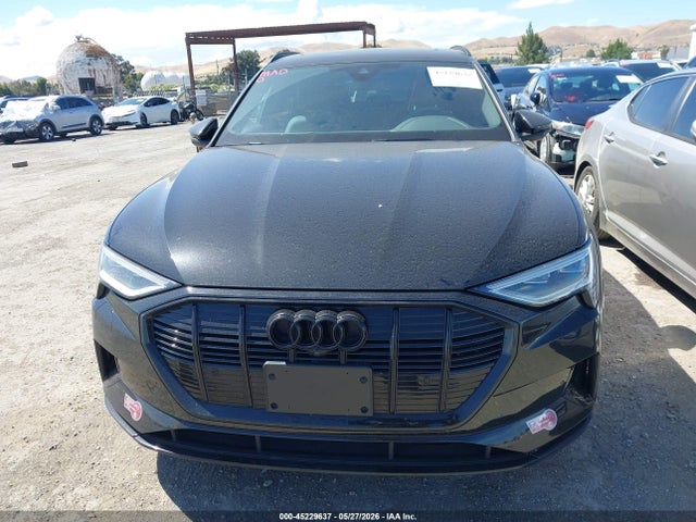 WA1LAAGE5PB024837 Audi E-tron Premium Plus Quattro