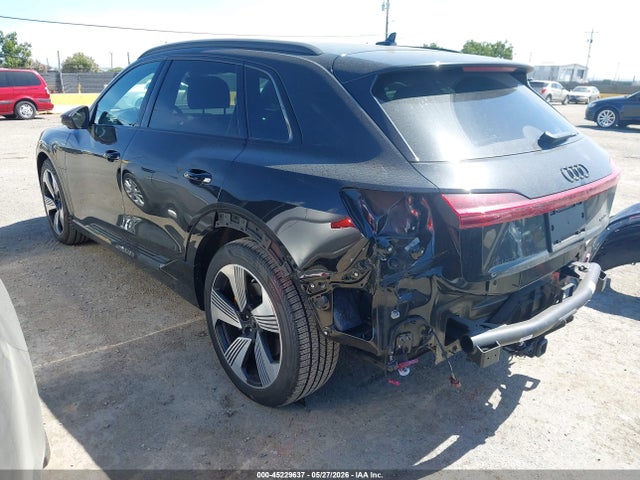 WA1LAAGE5PB024837 Audi E-tron Premium Plus Quattro