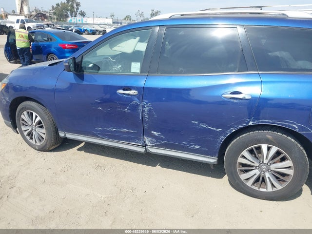 45229639 :رقم المزاد ، 5N1DR2MM3JC606405 vin ، 2018 Nissan Pathfinder Sv مزاد بيع