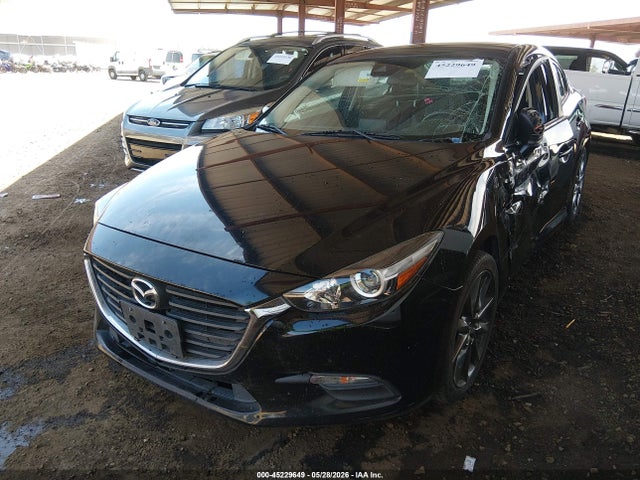 3MZBN1V39JM253185 Mazda Mazda3 Touring