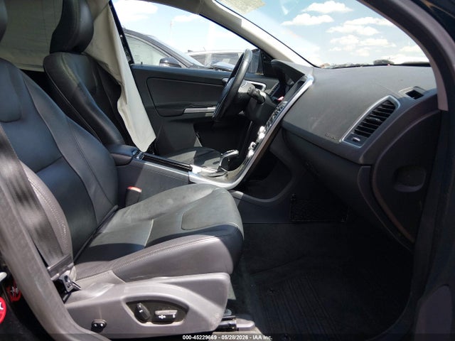 Aukcja sprzedaży 2016 Volvo Xc60 T5 Premier, vin: YV4612RKXG2837681, numer aukcji: 45229669