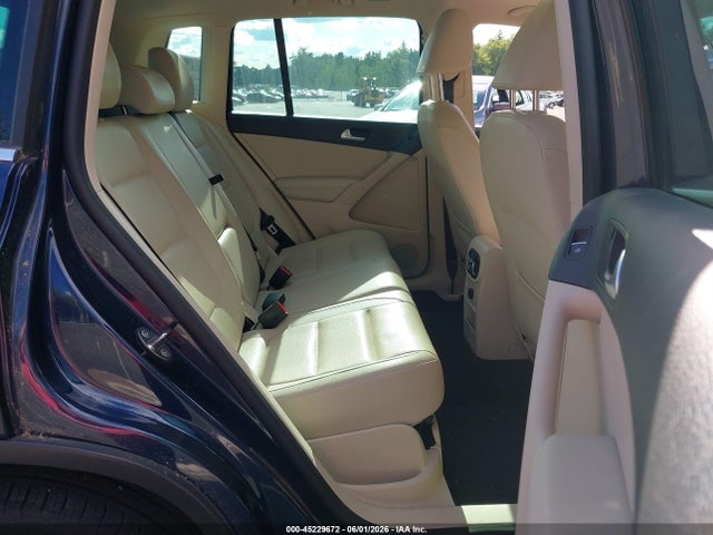 45229672 :رقم المزاد ، WVGBV7AX2FW609008 vin ، 2015 Volkswagen Tiguan Se مزاد بيع