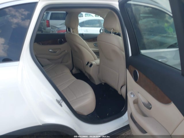 Продажа на аукционе авто 2017 Mercedes-benz Glc 300, vin: WDC0G4JB0HF137252, номер лота: 45229688