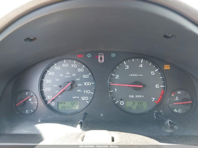 2001 Subaru Outback მანქანა იყიდება აუქციონზე, vin: 4S3BH675916654791, აუქციონის ნომერი: 45229692