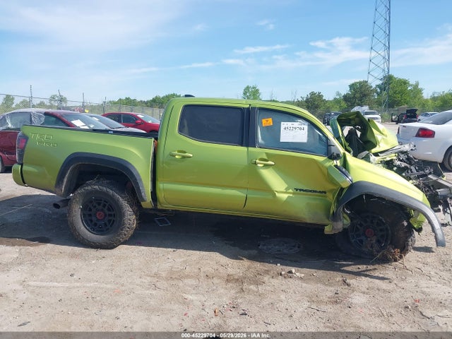 2022 Toyota Tacoma Trd Pro მანქანა იყიდება აუქციონზე, vin: 3TYCZ5AN9NT094382, აუქციონის ნომერი: 45229704