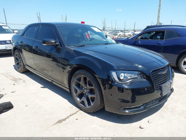 45229726 :رقم المزاد ، 2C3CCABG3PH640976 vin ، 2023 Chrysler 300 300s مزاد بيع