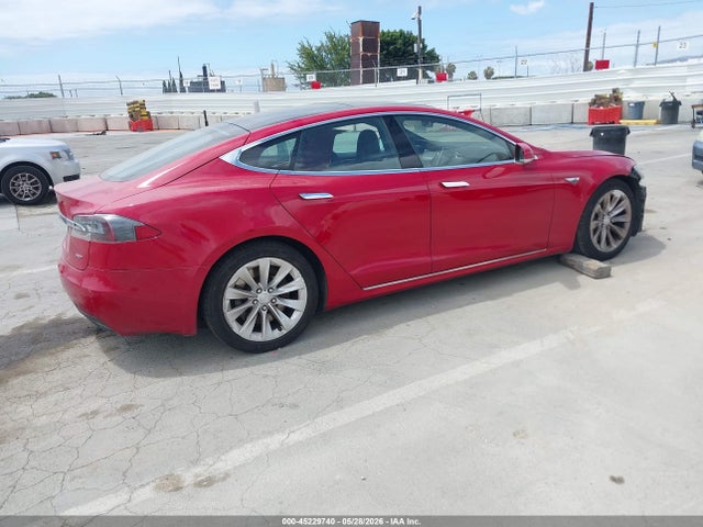 Продаж на аукціоні авто 2016 Tesla Model S 60d/70d/75d/85d/90d, vin: 5YJSA1E29GF140372, номер лоту: 45229740