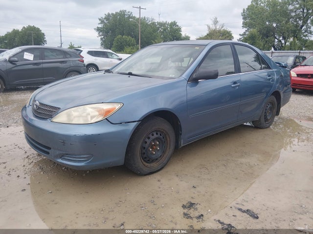 45229742 :رقم المزاد ، 4T1BE32KX4U832739 vin ، 2004 Toyota Camry Le مزاد بيع