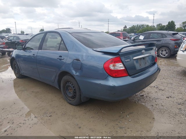 45229742 :رقم المزاد ، 4T1BE32KX4U832739 vin ، 2004 Toyota Camry Le مزاد بيع