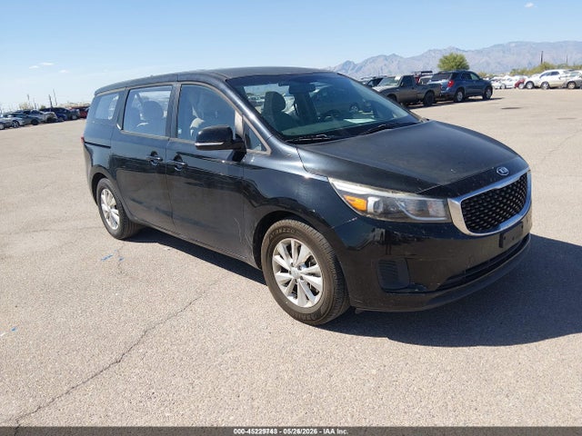 KIA Sedona L 2018 KNDMA5C11J6388807 Image 1