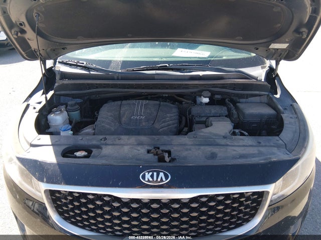 KIA Sedona L 2018 KNDMA5C11J6388807 Image 10