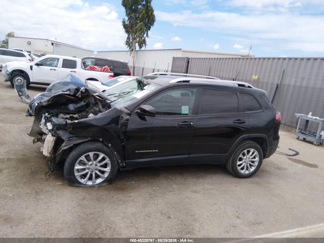 1C4PJLCB4MD125706 Jeep Cherokee Latitude Fwd