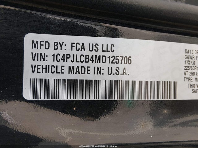 1C4PJLCB4MD125706 Jeep Cherokee Latitude Fwd