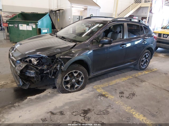 Subaru Crosstrek 2.0i Premium 2018 JF2GTABC7JG325306 Image 2