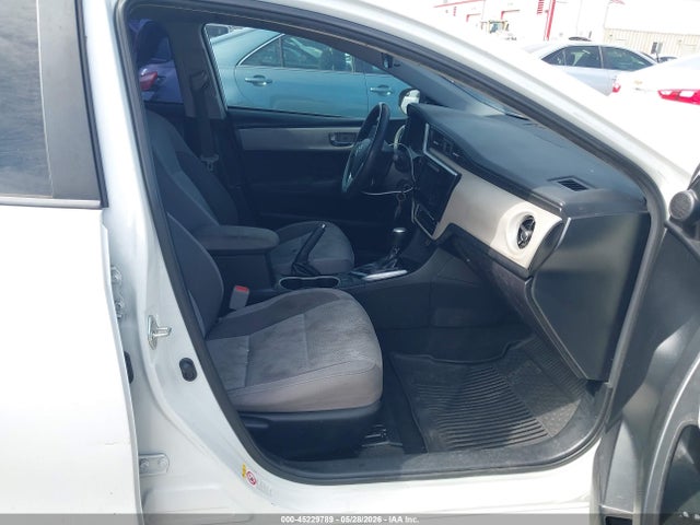 5YFBURHEXJP816917 Toyota COROLLA LE